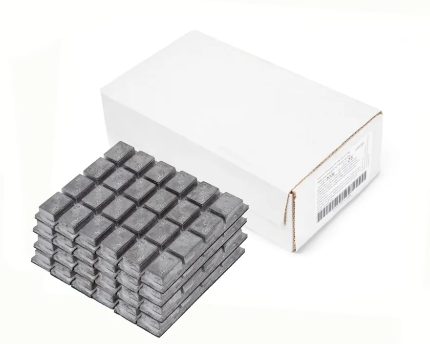 Ciężarek klejony 4 X 50 g TRUCK 200 g HT