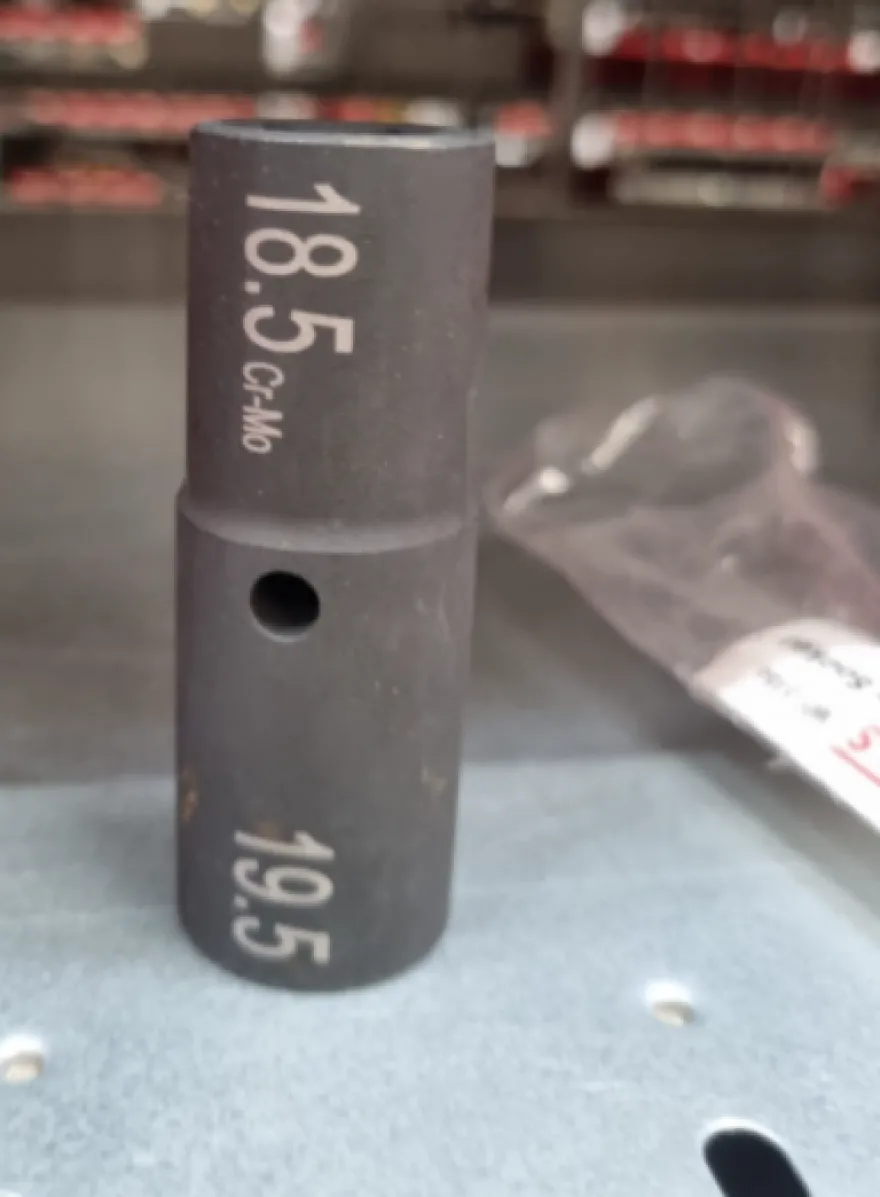 Nasadka udarowa 1/2" FORD (18,5-19,5 mm)